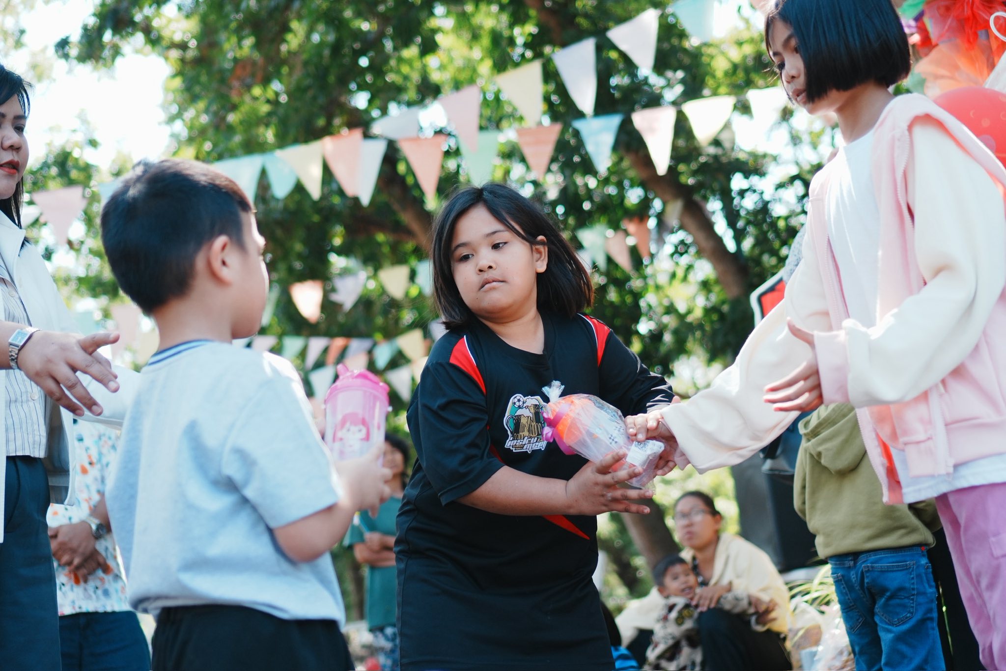 title - ศพส. เนรมิตพื้นที่ ต้อนรับวันเด็กแห่งชาติ 2569 จัดงานใหญ่ “สานศิลป์ สานสุข สานใจไทย” ชวนน้องๆ สนุกกับเวิร์กชอปศิลปะและลุ้นรางวัลฟรีตลอดงาน!!